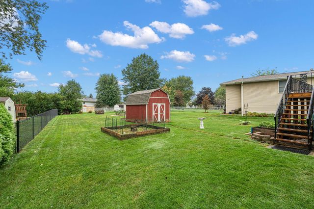 3081 Parkwood Place, Crown Point, IN 46307