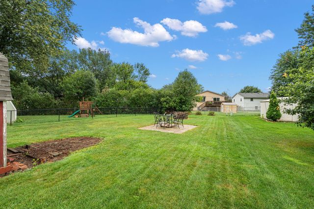 3081 Parkwood Place, Crown Point, IN 46307