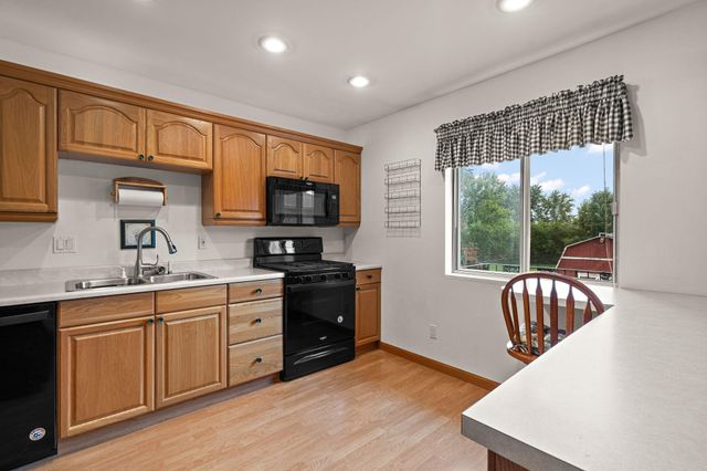 3081 Parkwood Place, Crown Point, IN 46307