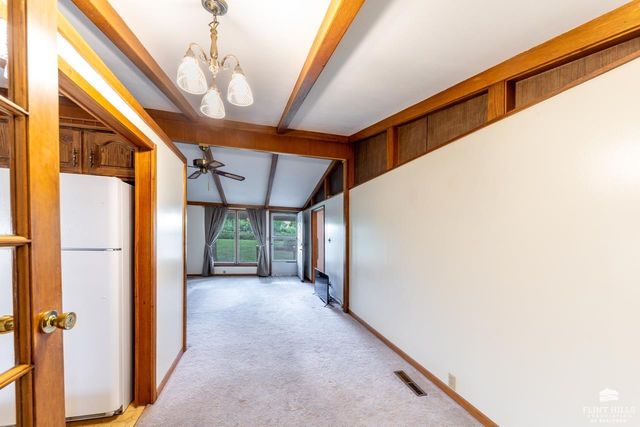 11505 Military Trail Road, St. George, KS 66535
