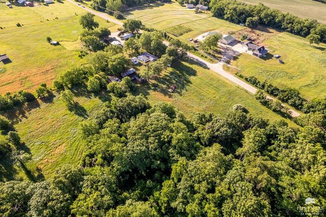 11505 Military Trail Road, St. George, KS 66535