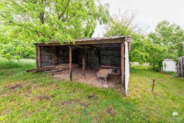 11505 Military Trail Road, St. George, KS 66535
