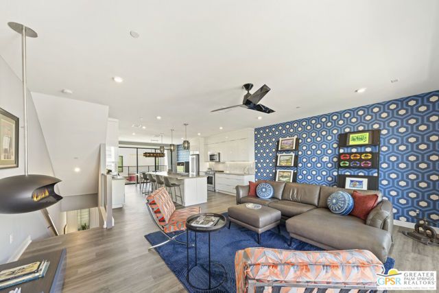 467 Huddle Springs Way, Palm Springs, CA 92264