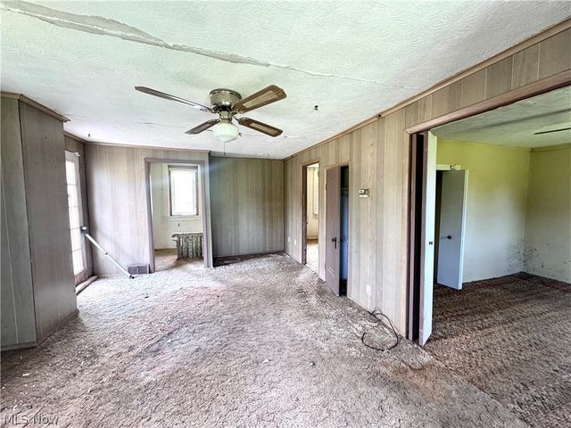 887-889 Colony Drive, Aurora, OH 44202