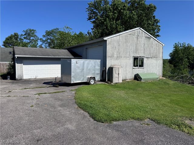 887-889 Colony Drive, Aurora, OH 44202
