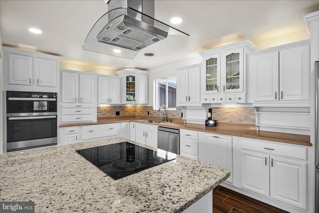1076 INDIAN CV, Auburn, PA 17922