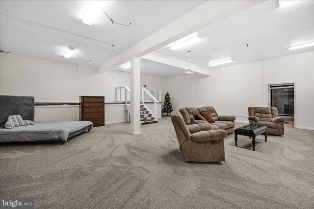 1076 INDIAN CV, Auburn, PA 17922