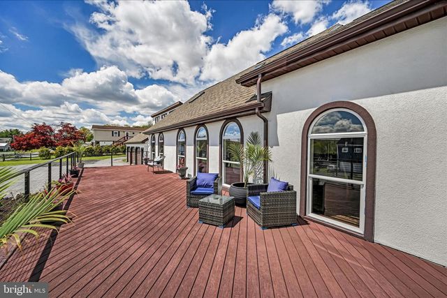 1076 INDIAN CV, Auburn, PA 17922
