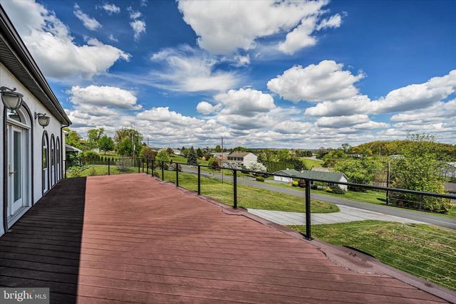 1076 INDIAN CV, Auburn, PA 17922