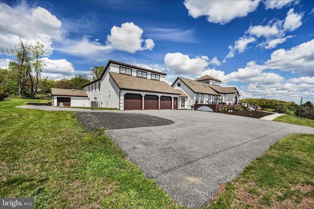1076 INDIAN CV, Auburn, PA 17922