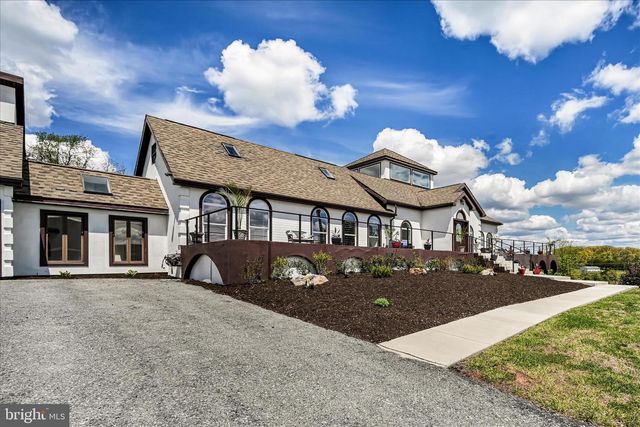 1076 INDIAN CV, Auburn, PA 17922