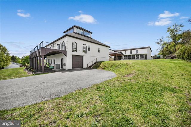 1076 INDIAN CV, Auburn, PA 17922