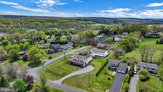 1076 INDIAN CV, Auburn, PA 17922