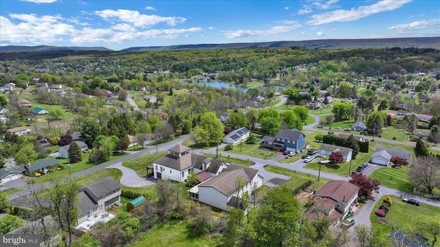 1076 INDIAN CV, Auburn, PA 17922