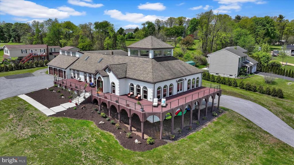 1076 INDIAN CV, Auburn, PA 17922