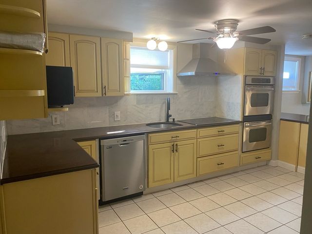 22 Carlson Avenue B, Revere, MA 02151