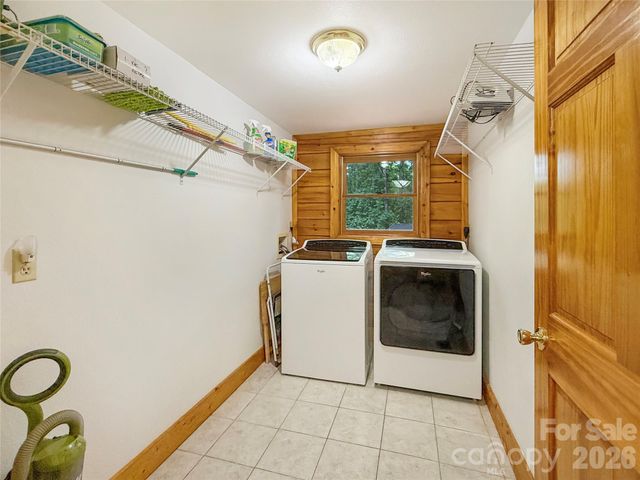 321 Grays Shadow Lane, Banner Elk, NC 28604