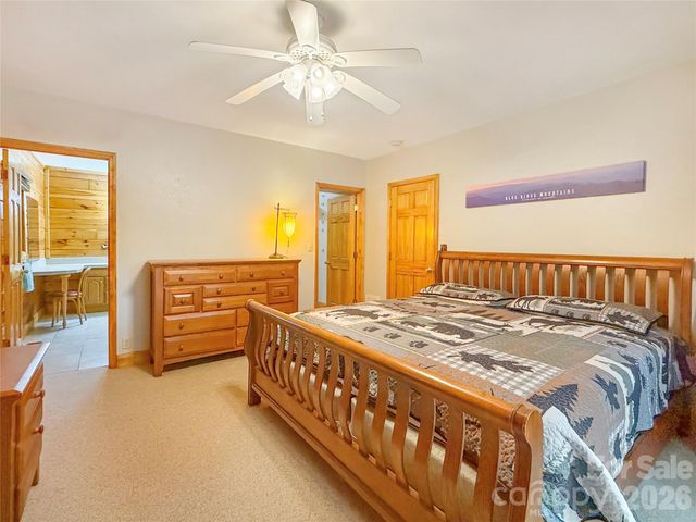 321 Grays Shadow Lane, Banner Elk, NC 28604