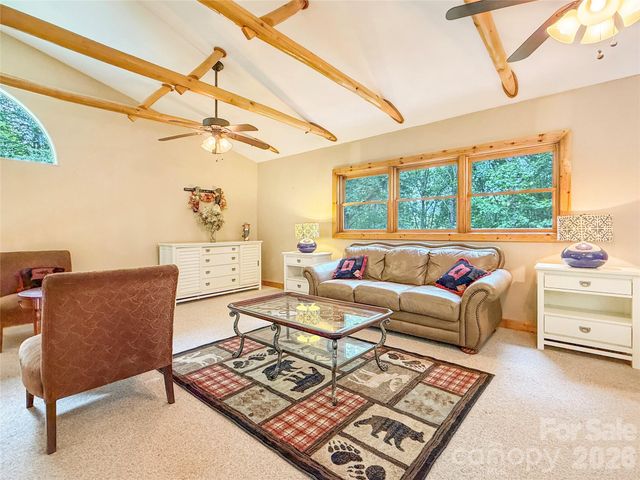 321 Grays Shadow Lane, Banner Elk, NC 28604