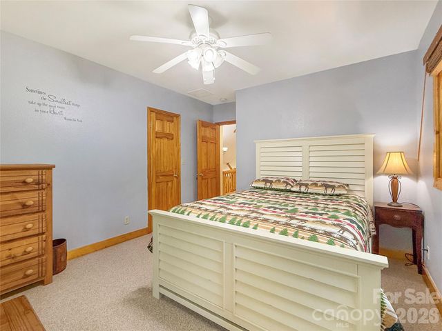 321 Grays Shadow Lane, Banner Elk, NC 28604