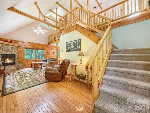 321 Grays Shadow Lane, Banner Elk, NC 28604