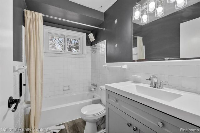 26254 Cathedral, Redford, MI 48239