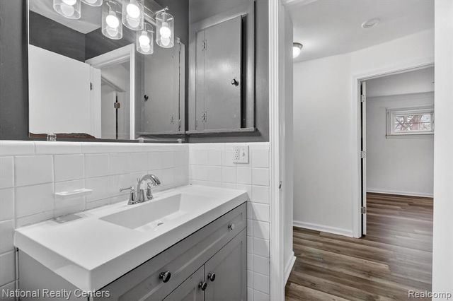 26254 Cathedral, Redford, MI 48239