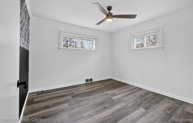 26254 Cathedral, Redford, MI 48239