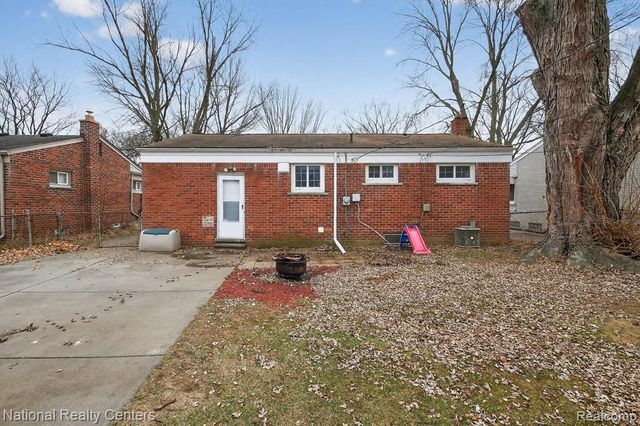 26254 Cathedral, Redford, MI 48239