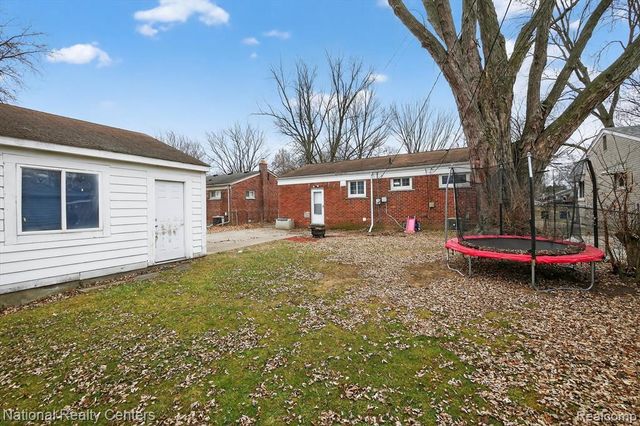 26254 Cathedral, Redford, MI 48239