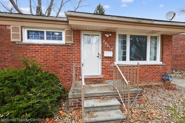 26254 Cathedral, Redford, MI 48239