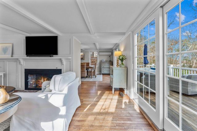 21 Fiddler Crab Lane, Mashpee, MA 02649