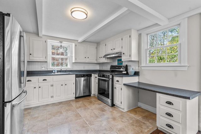 21 Fiddler Crab Lane, Mashpee, MA 02649