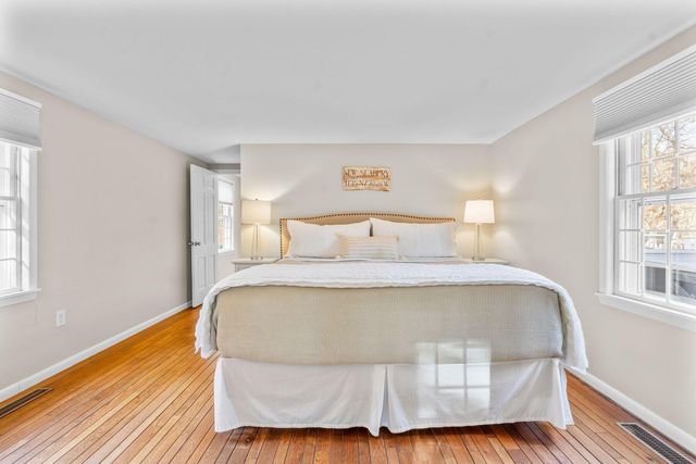 21 Fiddler Crab Lane, Mashpee, MA 02649