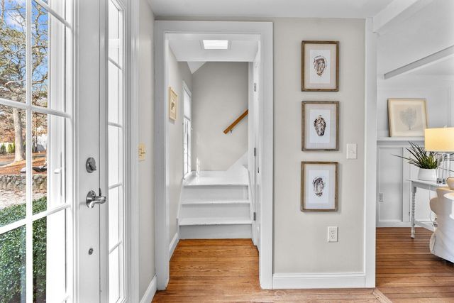 21 Fiddler Crab Lane, Mashpee, MA 02649