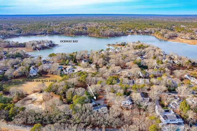 21 Fiddler Crab Lane, Mashpee, MA 02649