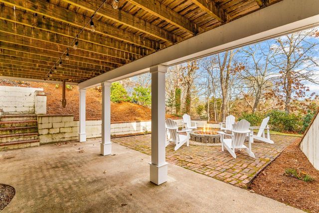 21 Fiddler Crab Lane, Mashpee, MA 02649