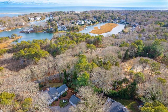 21 Fiddler Crab Lane, Mashpee, MA 02649