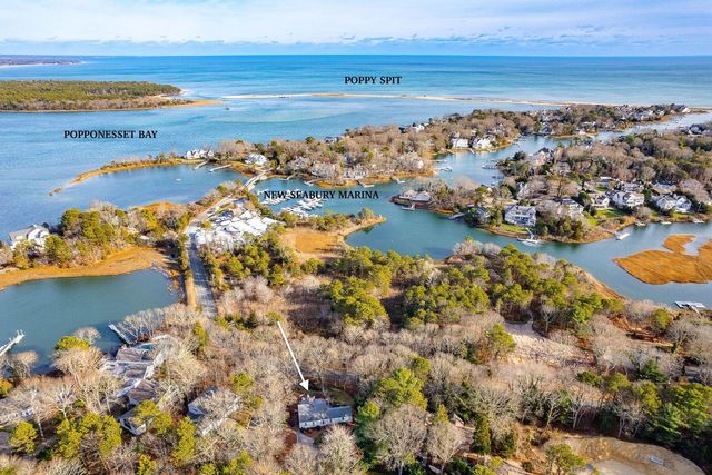 21 Fiddler Crab Lane, Mashpee, MA 02649