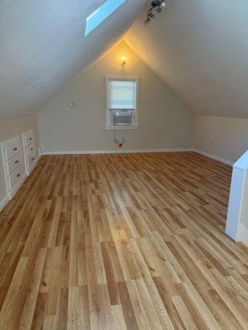 58 Bailey St, Worcester, MA 01602