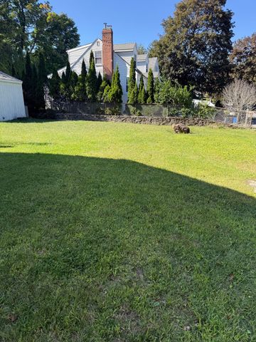 58 Bailey St, Worcester, MA 01602