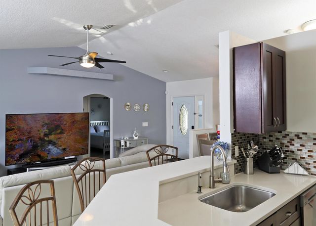 1614 SW Cefalu Circle, Port St Lucie, FL 34953