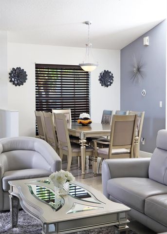 1614 SW Cefalu Circle, Port St Lucie, FL 34953