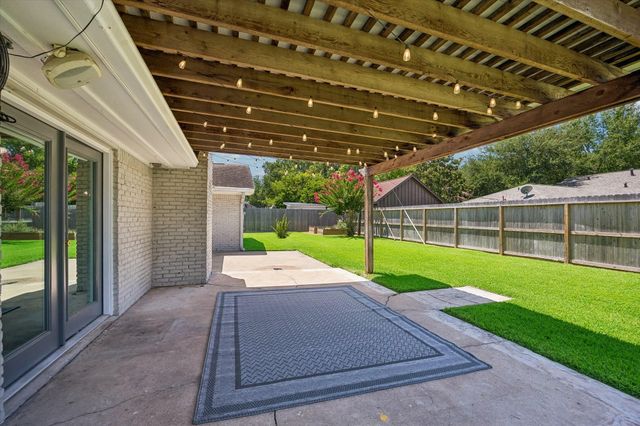 10423 Barwood Drive, Houston, TX 77043