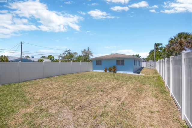 2155 EDYTHE DR, Dunedin, FL 34698