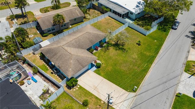 2155 EDYTHE DR, Dunedin, FL 34698