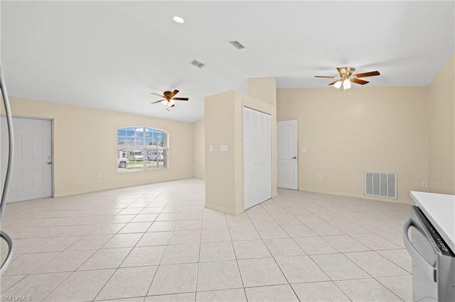 18500 Tampa RD, Fort Myers, FL 33967