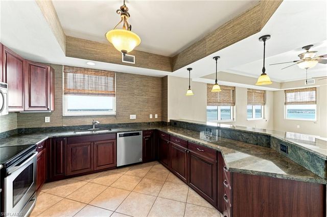 2797 1st ST 1901, Fort Myers, FL 33916