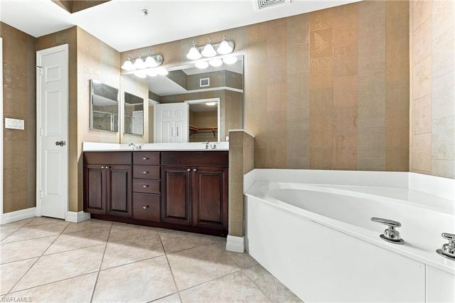 2797 1st ST 1901, Fort Myers, FL 33916