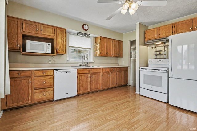 26132 State Road 2, South Bend, IN 46619